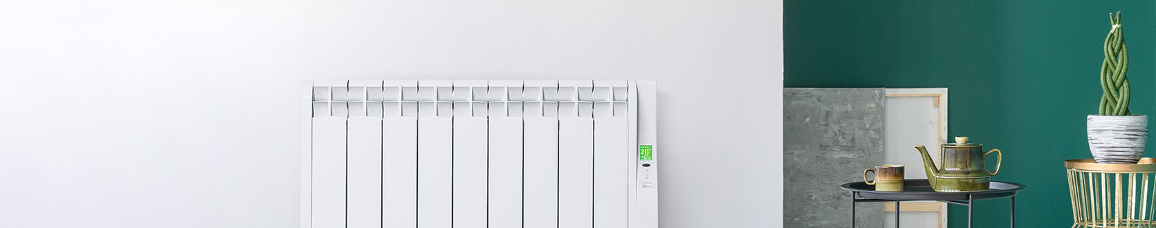 Rointe Kyros electric aluminium oil-filled radiator in white